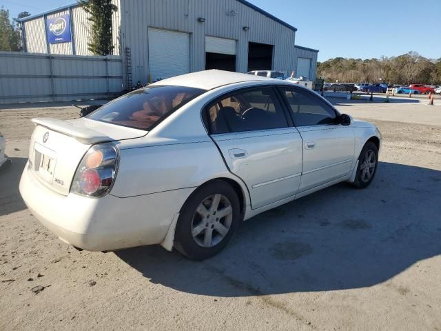 2002 Nissan Altima Base