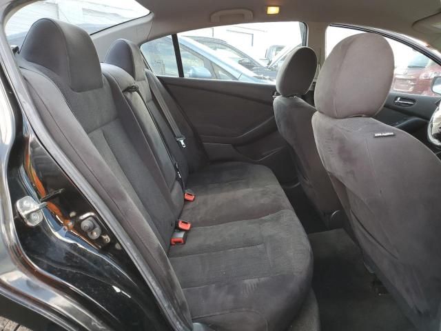 2011 Nissan Altima Base