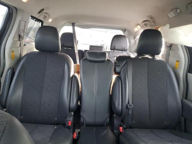 2014 Toyota Sienna Sport