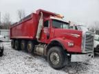 1999 Freightliner Conventional FLD120