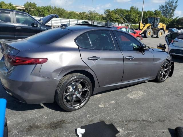 2018 Alfa Romeo Giulia TI Q4