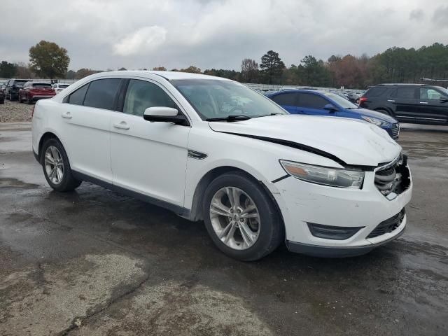 2014 Ford Taurus SEL