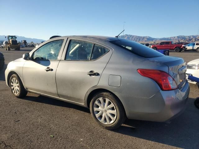 2014 Nissan Versa S