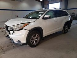 Carros salvage a la venta en subasta: 2015 Toyota Highlander LE