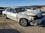 2005 Lincoln Town Car Signature Limited