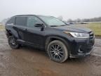 2017 Toyota Highlander SE