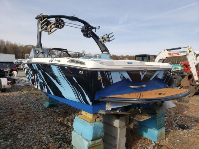 2017 Tiger Skiboat