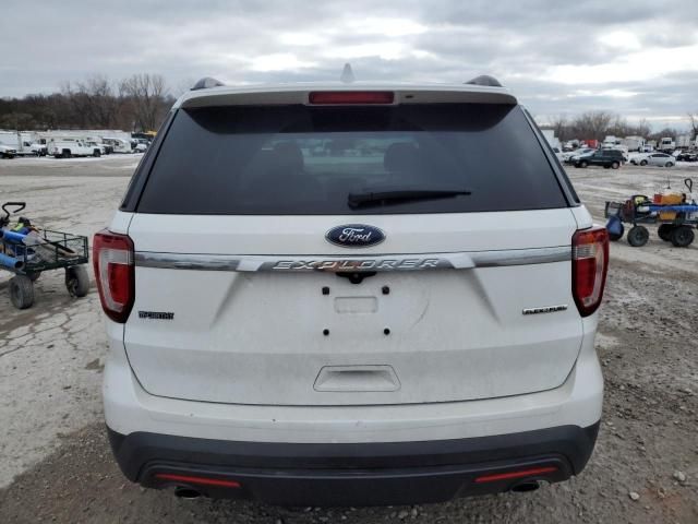 2016 Ford Explorer