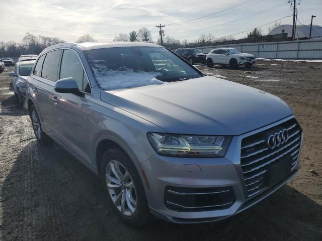 2017 Audi Q7 Premium Plus