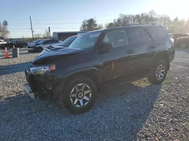 2023 Toyota 4runner SE