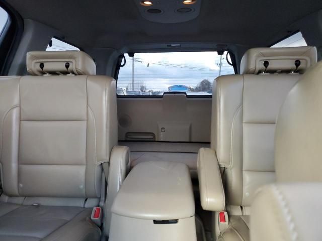 2013 Nissan Armada Platinum