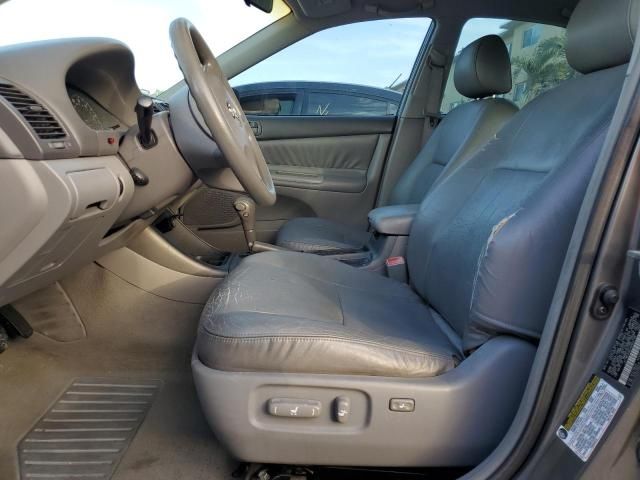 2004 Toyota Camry LE