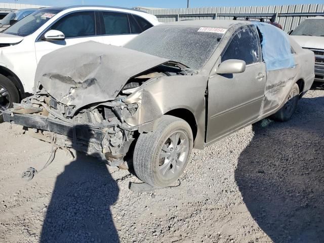 2004 Toyota Camry LE