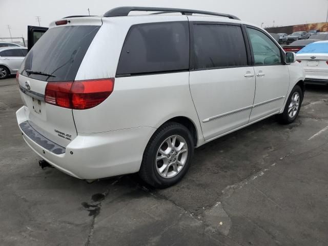 2005 Toyota Sienna XLE