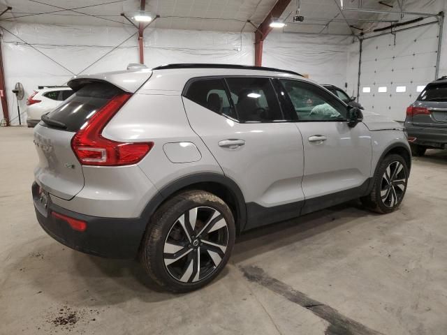 2024 Volvo XC40 Ultimate