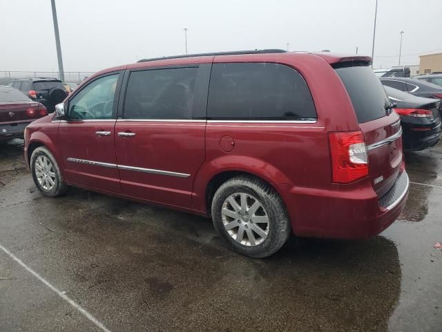 2012 Chrysler Town & Country Touring L