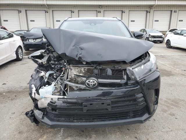 2019 Toyota Highlander SE