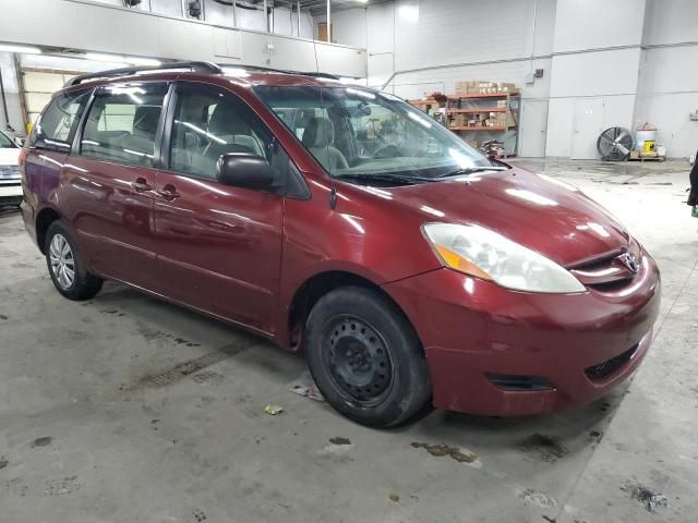 2009 Toyota Sienna CE