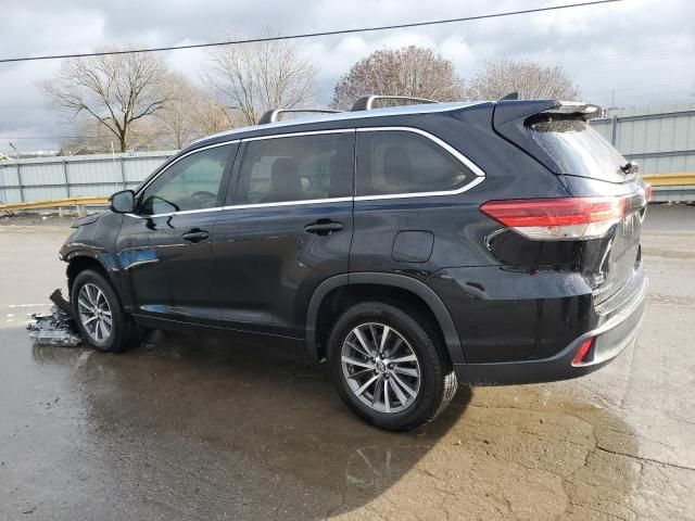 2018 Toyota Highlander SE