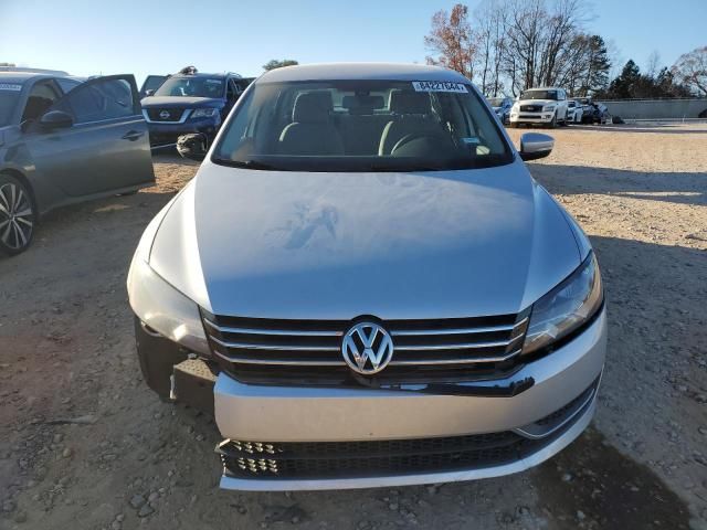 2015 Volkswagen Passat S