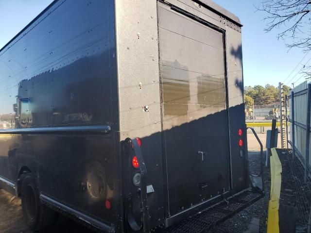 2009 Freightliner Chassis M Line WALK-IN Van