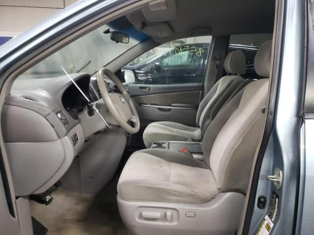 2008 Toyota Sienna CE