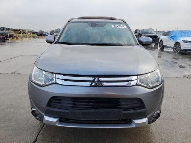 2015 Mitsubishi Outlander SE