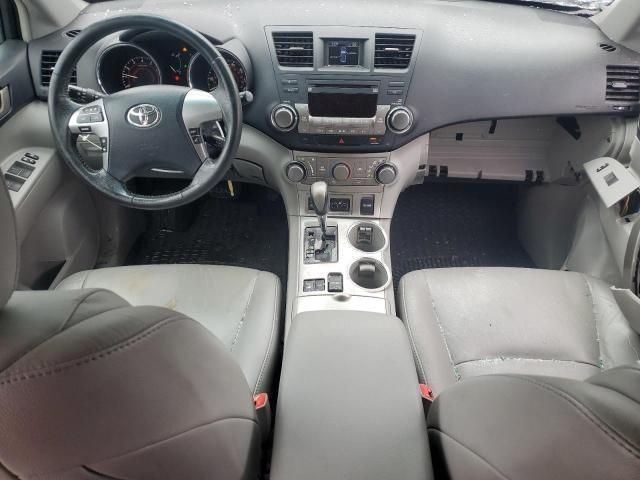 2011 Toyota Highlander Base