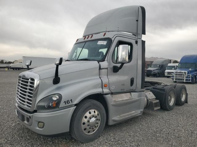 2017 Freightliner Cascadia 125