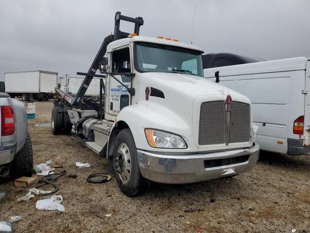 2021 Kenworth Construction T370