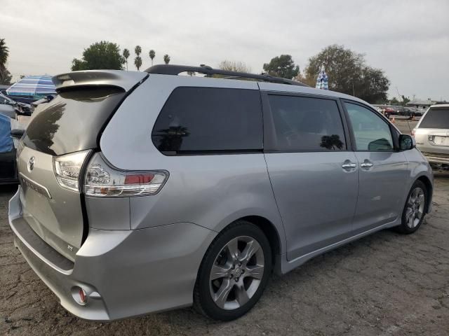 2014 Toyota Sienna Sport