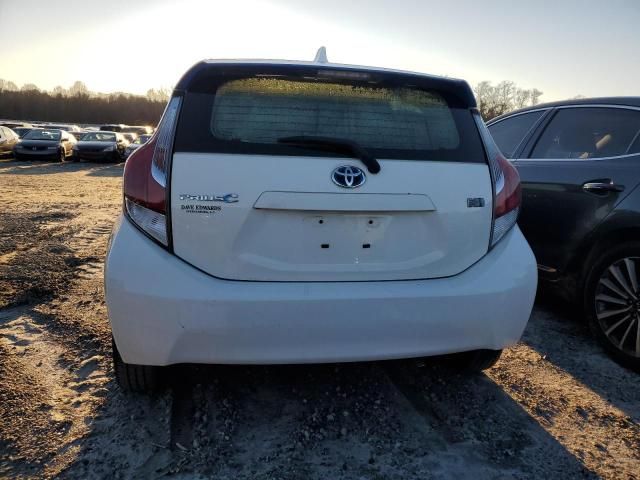 2016 Toyota Prius C