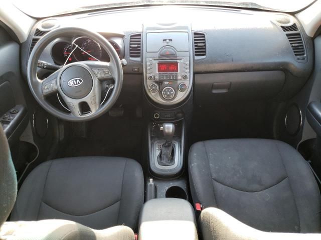 2011 KIA Soul +