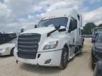 2021 Freightliner Cascadia 126