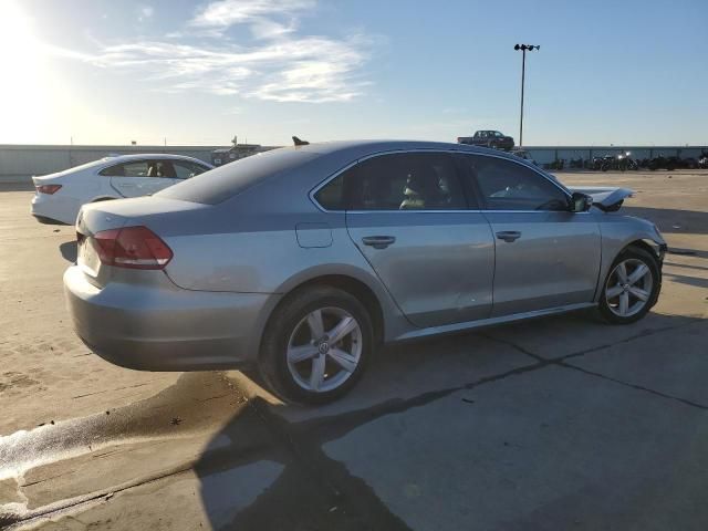 2013 Volkswagen Passat SE