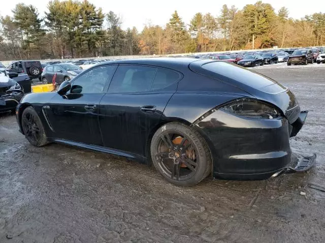 2013 Porsche Panamera 2