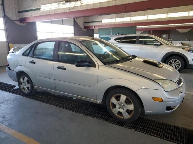 2005 Ford Focus ZX4