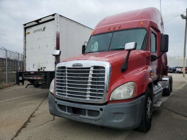 2011 Freightliner Cascadia 125