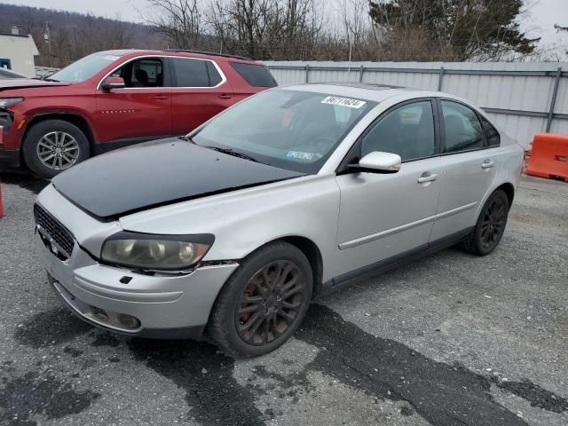 2005 Volvo S40 T5