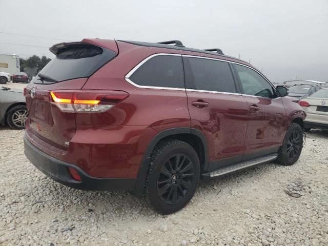 2019 Toyota Highlander SE