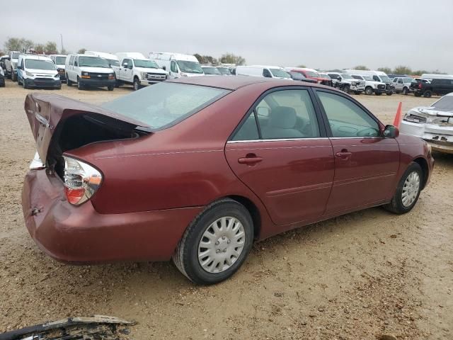 2004 Toyota Camry LE