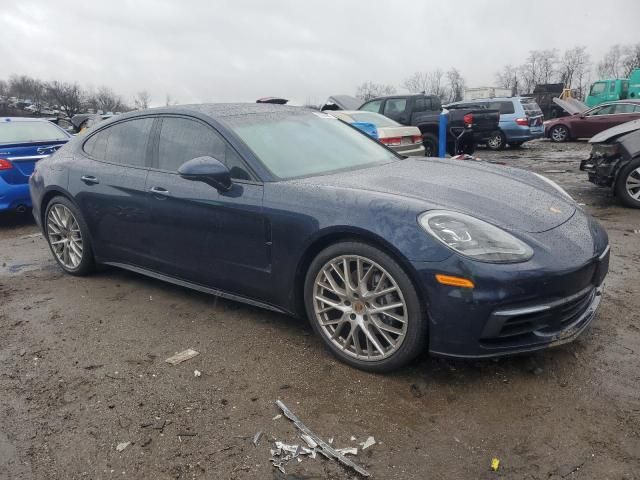 2018 Porsche Panamera 4