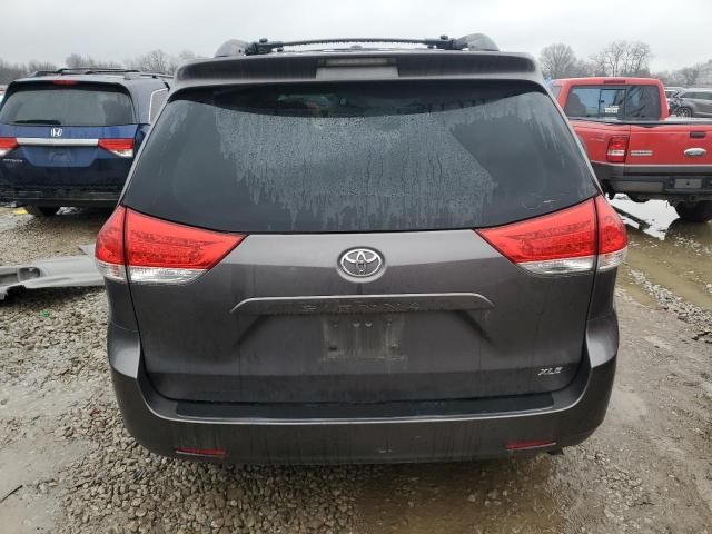 2011 Toyota Sienna XLE