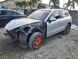 Porsche Cayenne Vehiculos salvage en venta: 2013 Porsche Cayenne