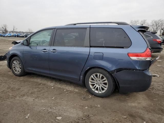 2014 Toyota Sienna XLE