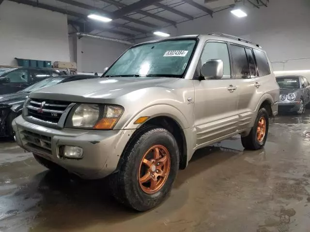 2001 Mitsubishi Montero Limited