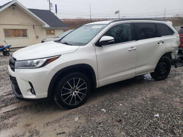 2018 Toyota Highlander SE