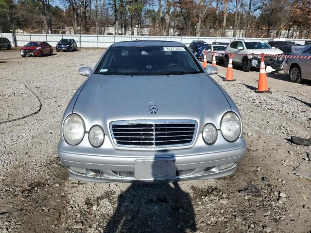 2001 Mercedes-Benz CLK 320