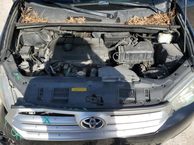 2011 Toyota Highlander Base