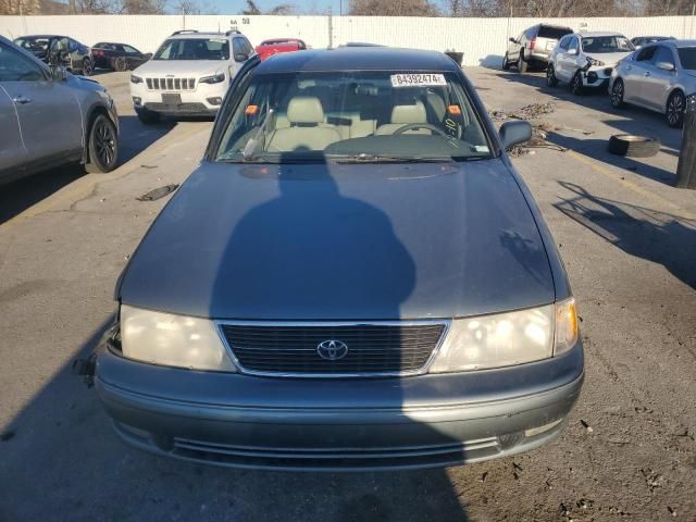 1999 Toyota Avalon XL